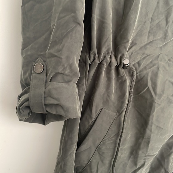 H&M Green Woven Hooded Jacket - Picture 4 of 6